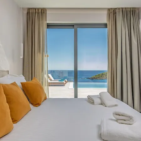 Armoi Villa *
