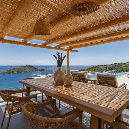 Armoi Villa